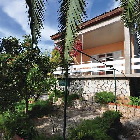 Awesome Home In Seget Vranjica With Wifi Exterior foto